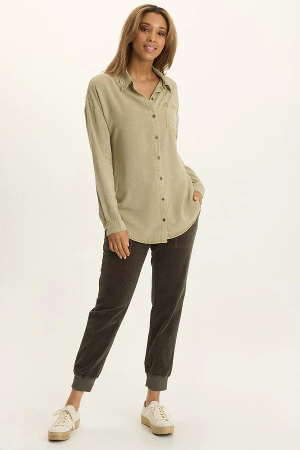 XCVI Wearables Dusten Lightweight Oversize Button-Up  in Distress Wash: Alamos