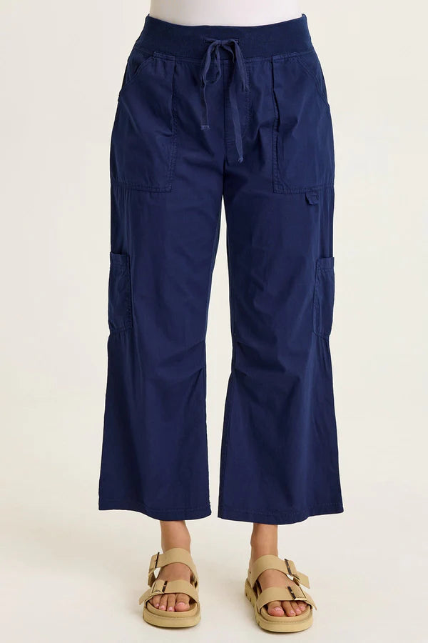 XCVI Wearables Leopold Poplin Darted Knee Cargo Crop  in Airdale Pigment