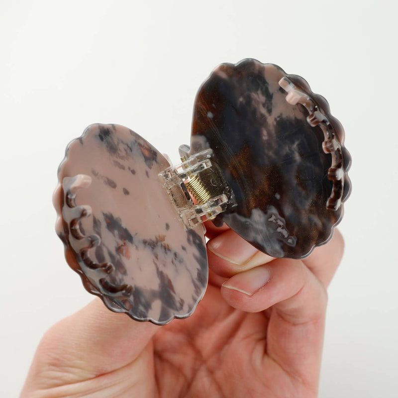 Calacatta Seashell | Hand Painted Seashell Claw Clip