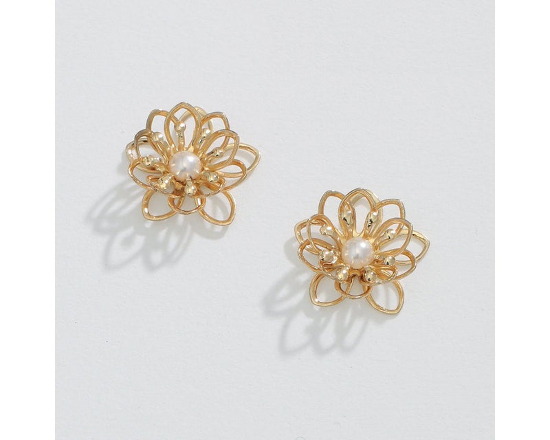 Delicate Gold Flowers with Pearl 8102109