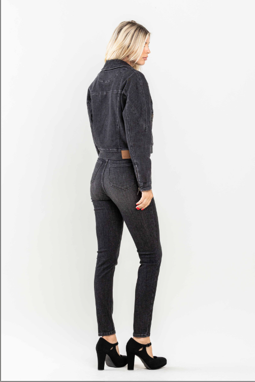 Judy Blue Tummy Control Black Wash Skinny Jeans - Sizes 0-15