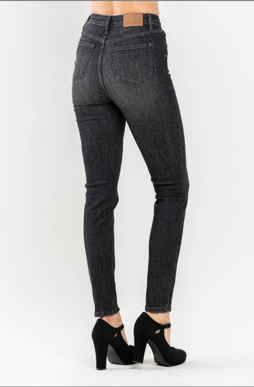 Judy Blue Tummy Control Black Wash Skinny Jeans - Sizes 0-15