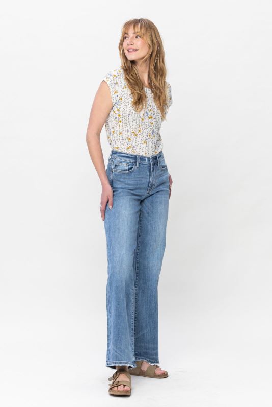 82514 FINAL SALE Judy Blue Mid-Rise Vintage Wash Wide Leg Jeans - Sizes 0-22W