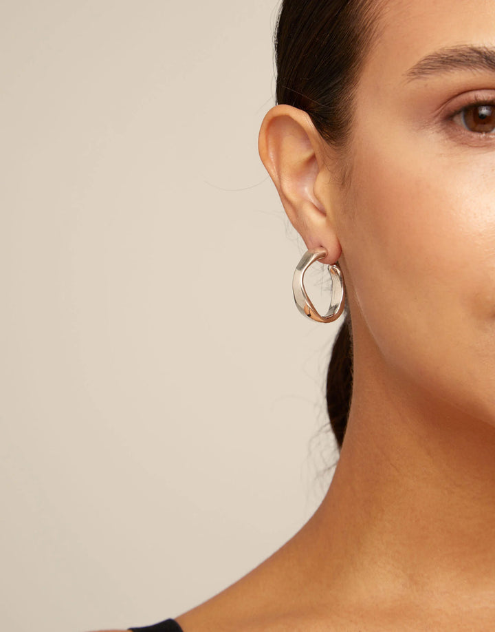 UNODE50 Open hoop earrings Silver