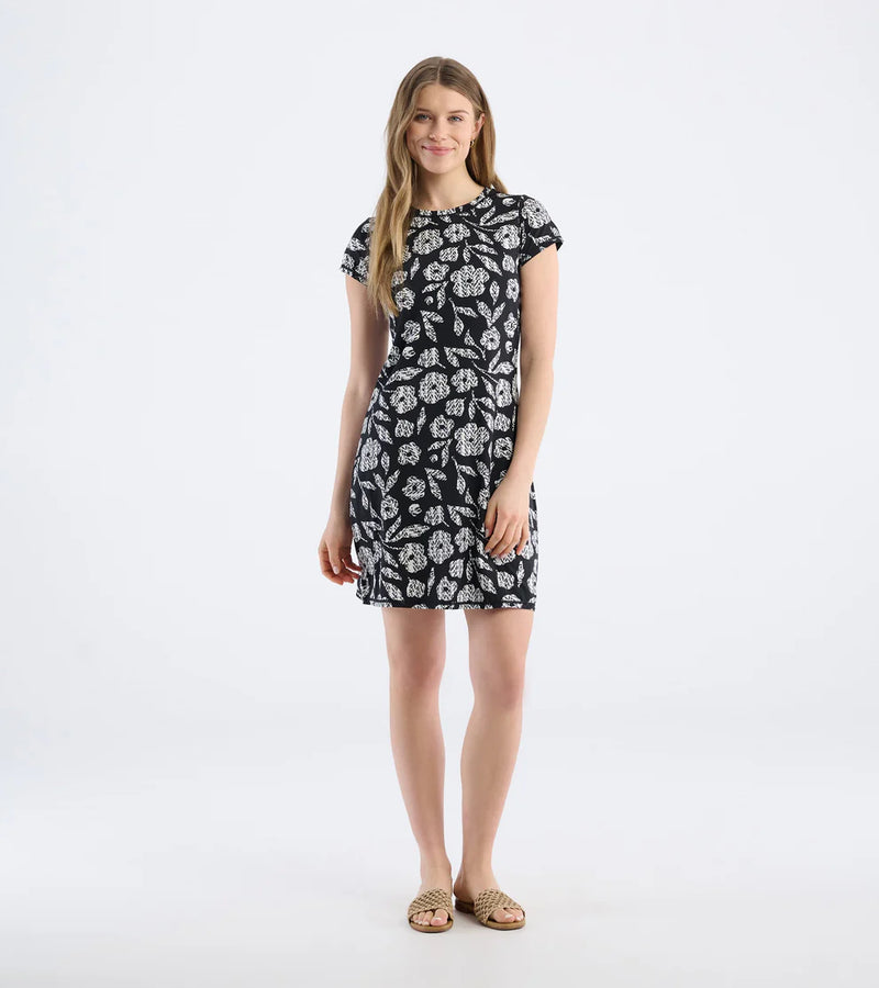 Capelton Road - Tee Shirt Dress - Textured Fresh Flowers - Black