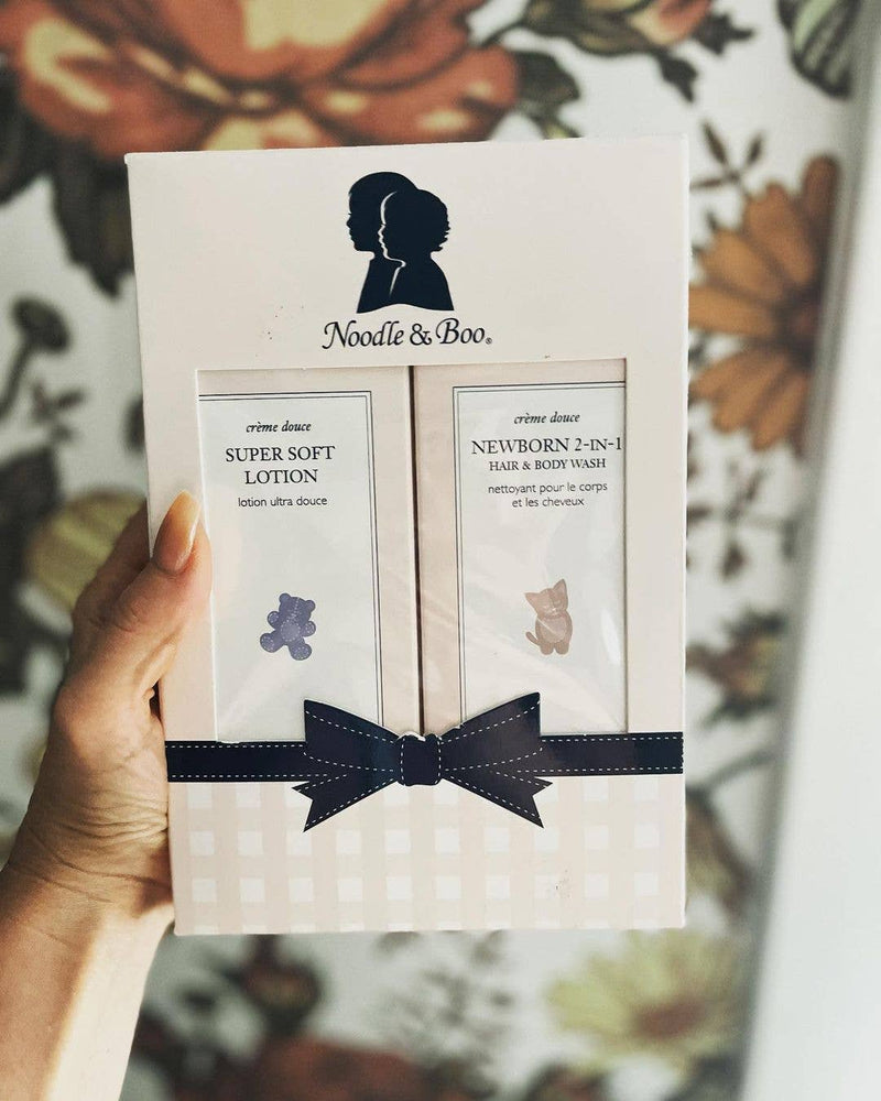 Noodle & Boo Newborn Gift Set