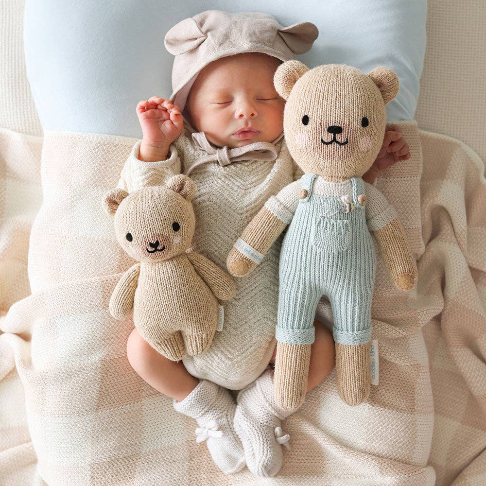 Cuddle+Kind Baby honey bear, gives 5 meals