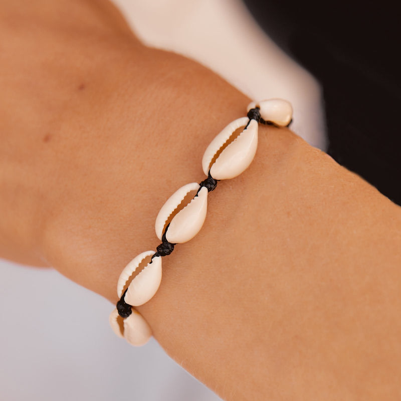 Pura Vida Knotted Cowries Bracelet - Black