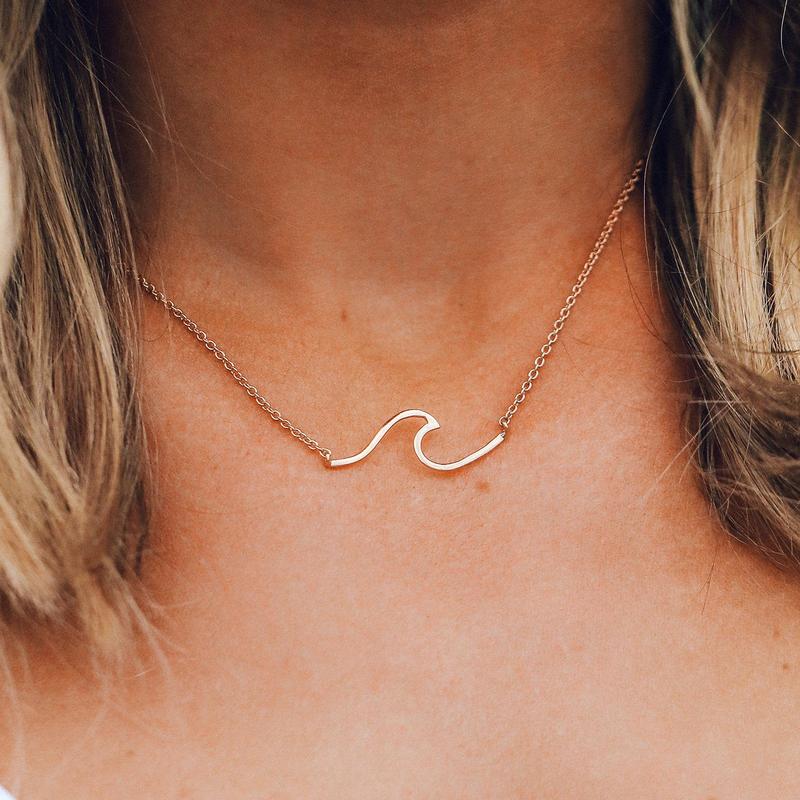 Pura Vida Coast Necklace Wave Gold