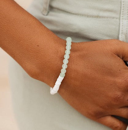 Pura Vida Puka Shell And Frosted Bead Bracelet - Mint